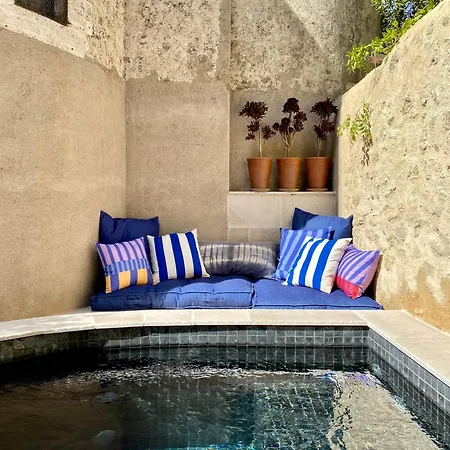 Domaine De Ribaute 4*