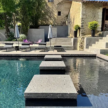 Domaine De Ribaute 4*