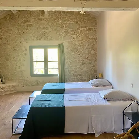 Domaine De Ribaute 4*