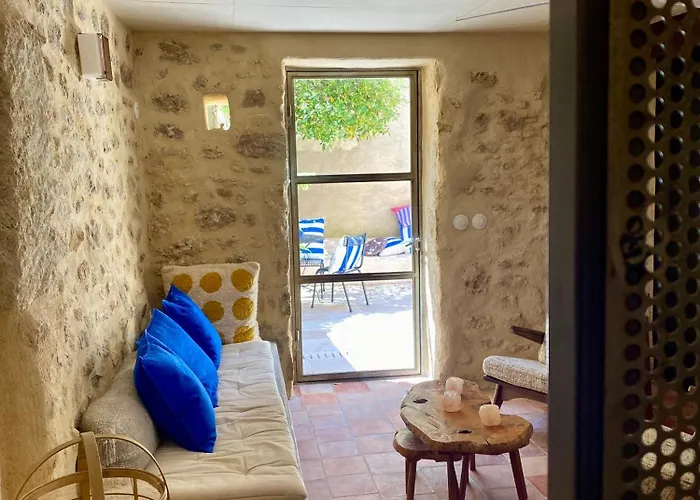 Guest house Domaine De Ribaute